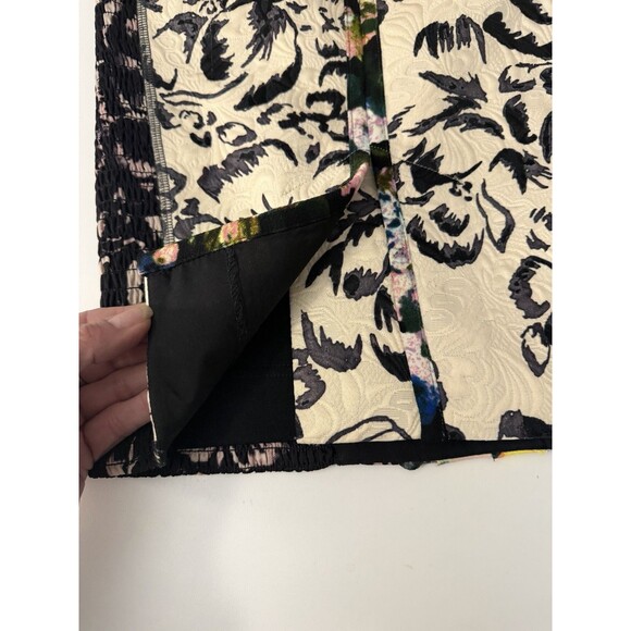 Beguile by Byron Lars Black Printed Midi Multicolored Stretch Pencil Skirt Sz 4 - Picture 5 of 9